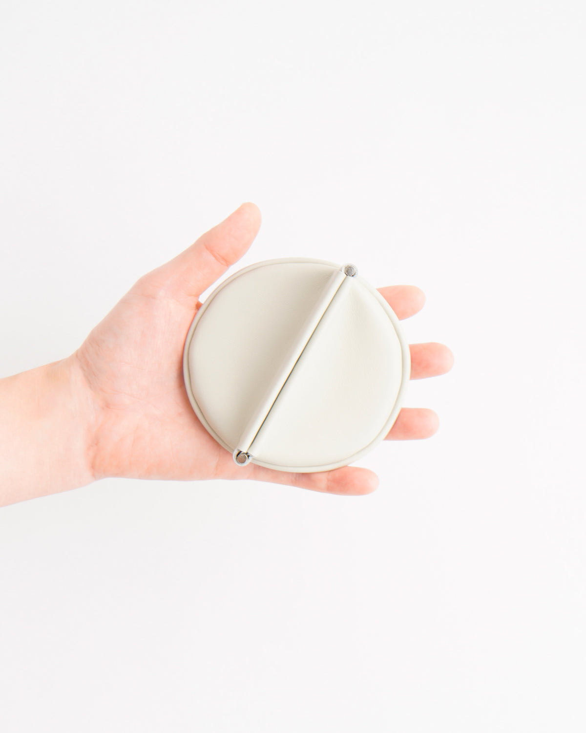 Round Coin Case