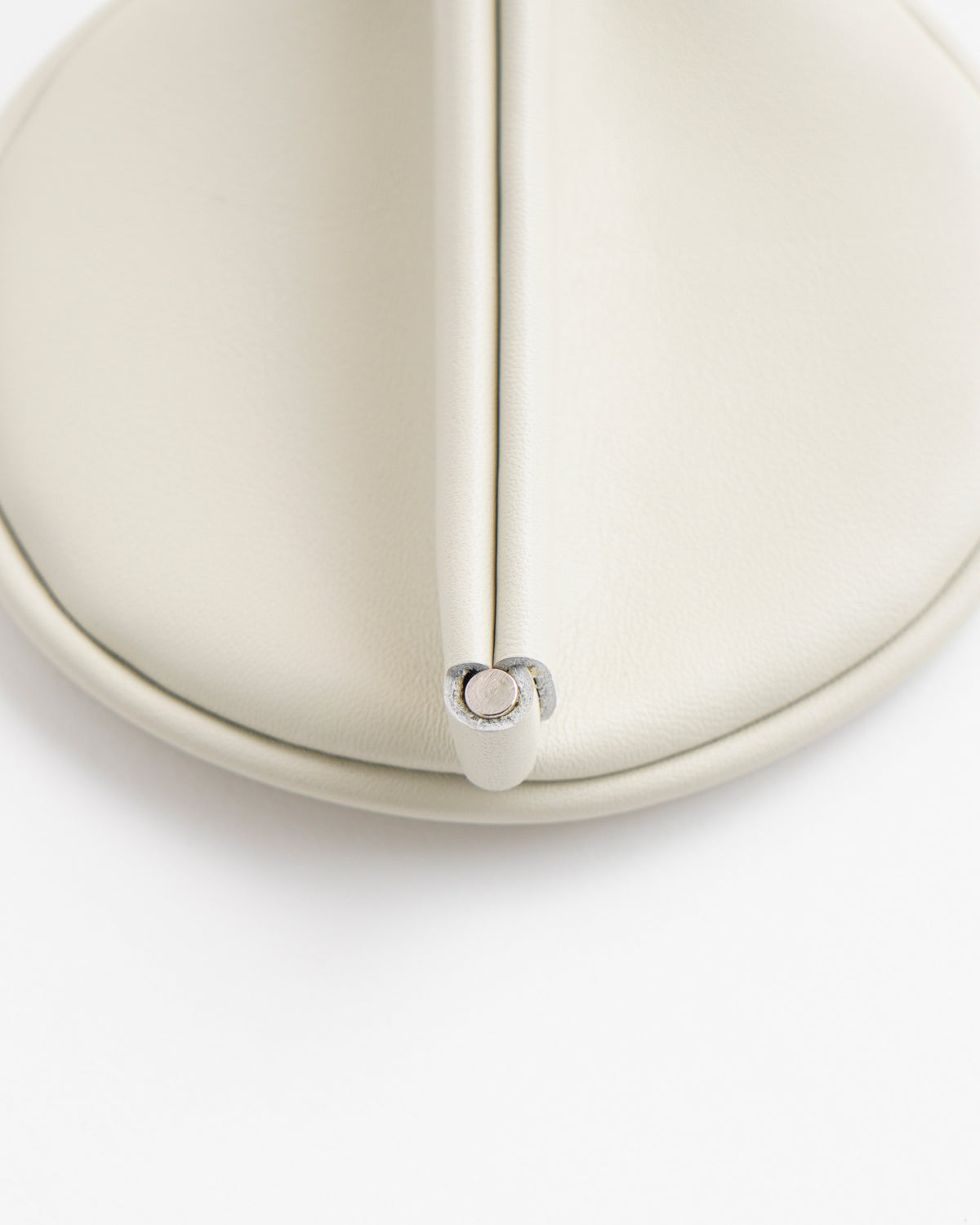 Round Coin Case
