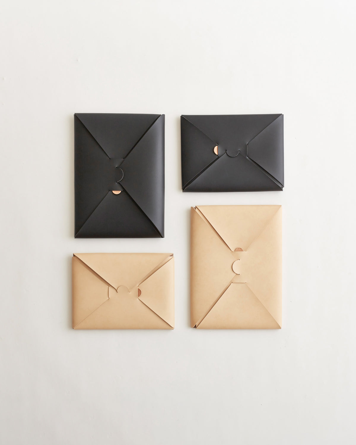 Seamless Clutch Bag - M