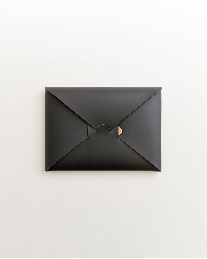 Seamless Clutch Bag - M