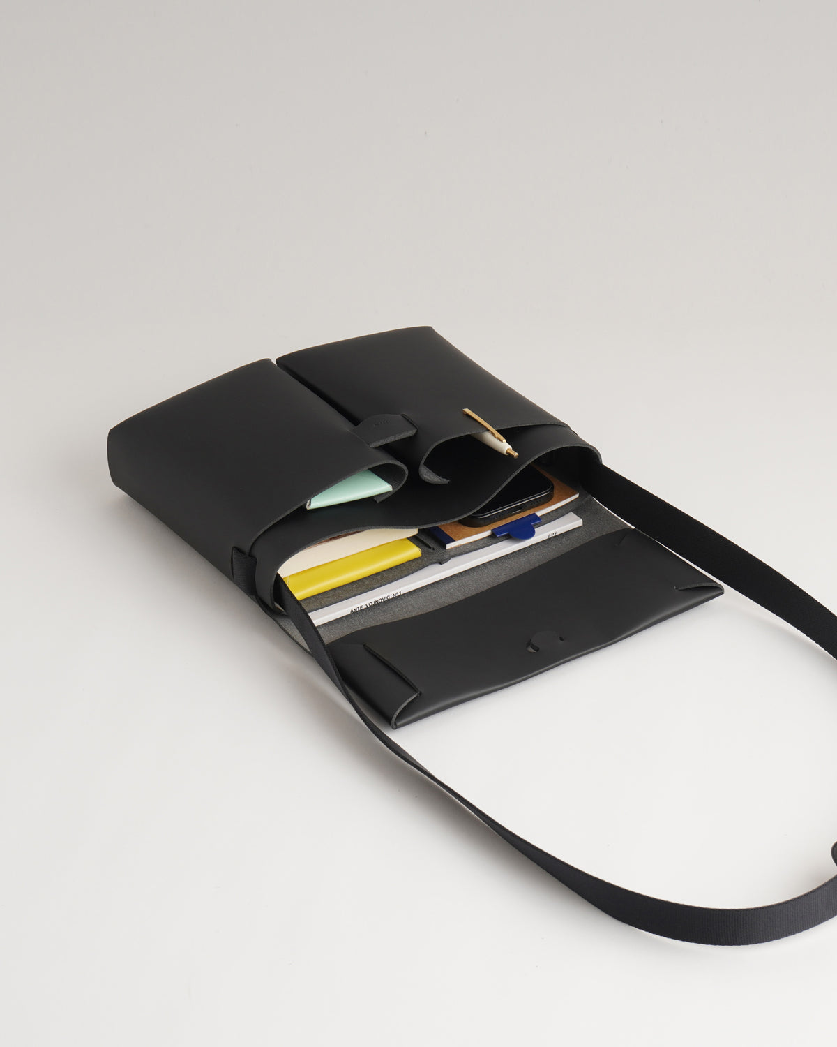 Seamless Shoulder Bag 2
